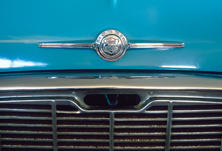 Morris car badge